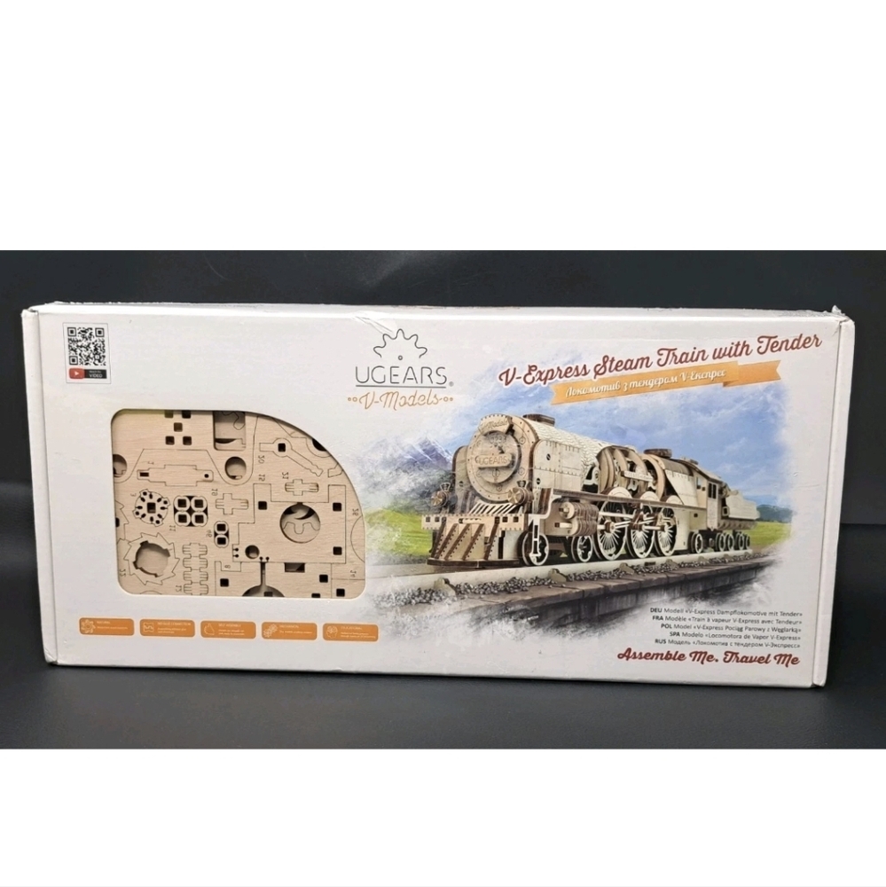 UGEARS V-Express Steam Train and Tender Wooden 3D Model Kit 1:32 - New